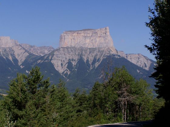 Mont Aiguille (2086m) Bild