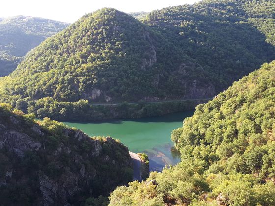 Blick ins Tarntal von der Aussichtsplattform bei Ayssènes Bild
